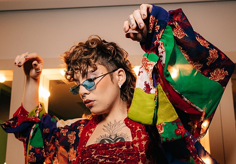 Rolê do FIT recebe circense premiado na França e programação gratuita de música e debates