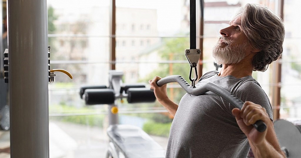 Musculação pode ser aliada na prevenção da demência em idosos