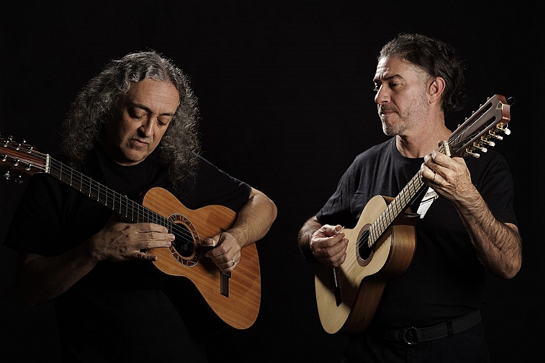 Centro Cultural Sesi Rio Preto apresenta show ''Moda de Rock'', com versões de clássicos do rock adaptadas para viola caipira