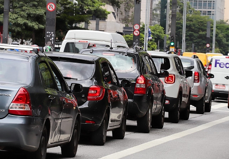 Precisa renovar ou emitir a 2ª via da CNH? Saiba como fazer