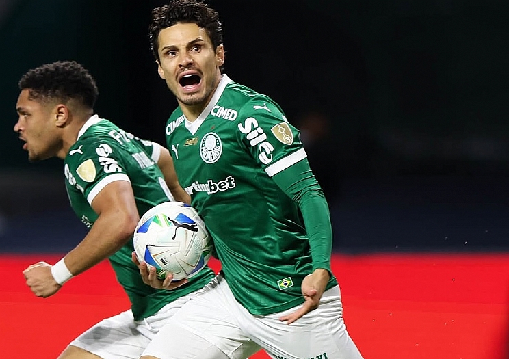 Palmeiras goleia LDU e enfrenta Flamengo na final da Libertadores