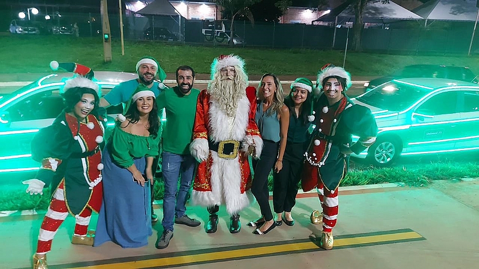 Em parceria com empresários da região, LIDE Noroeste Paulista entrega enfeites de Natal para famílias da Favela Marte