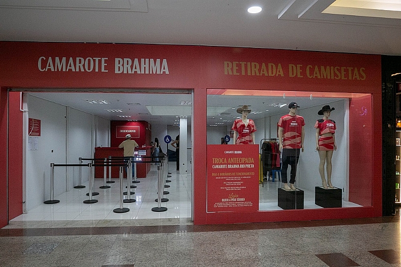 A retirada antecipada da camiseta oficial do Camarote Brahma para o Rio Preto Country Bulls já começou no Riopreto Shopping