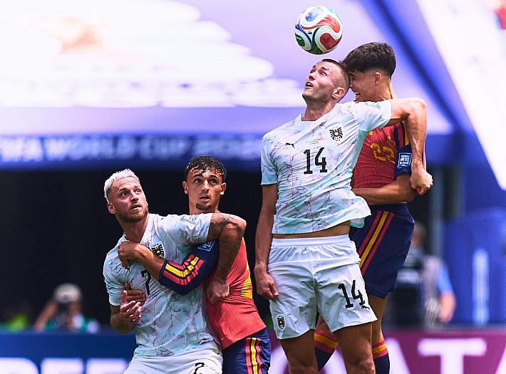 Espanha e Portugal, EUA e Bélgica jogam hoje pelas oitavas da Copa