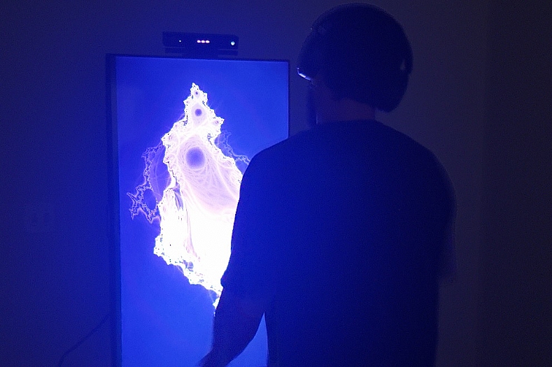 Com mostra interativa, projeto GPIO une arte e tecnologia na Casa Nuvem