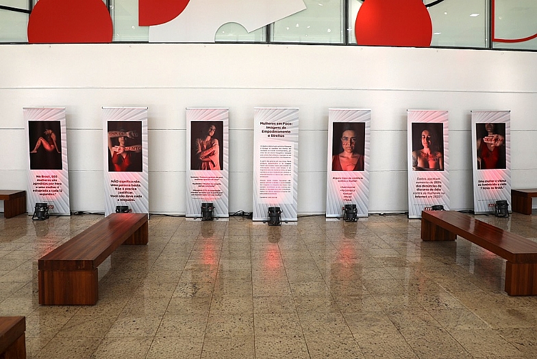 SESI Rio Preto apresenta exposição ''Mulheres em Foco: Imagens de Empoderamento e Direitos''