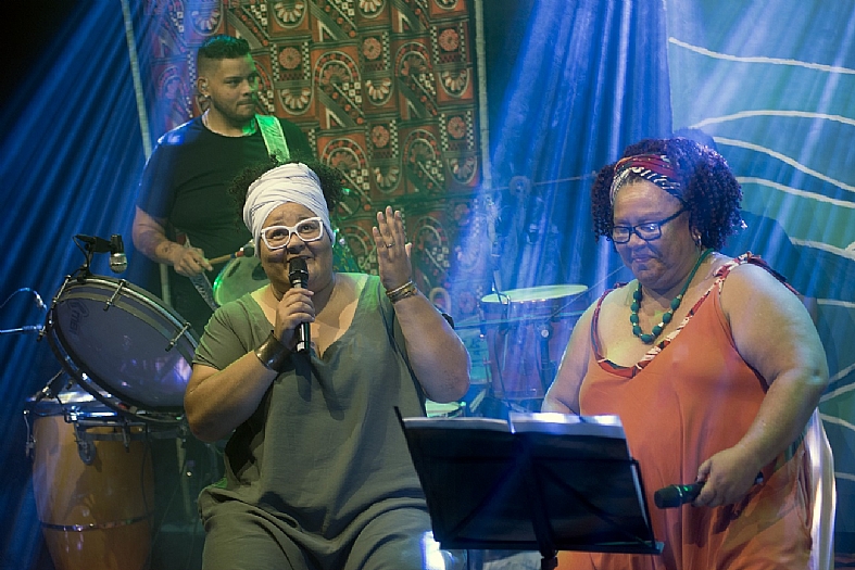 Com Duo EU+TU, Beta Cunha e Jaqueline Cardoso lançam espetáculo que evoca divindades femininas de origem africana