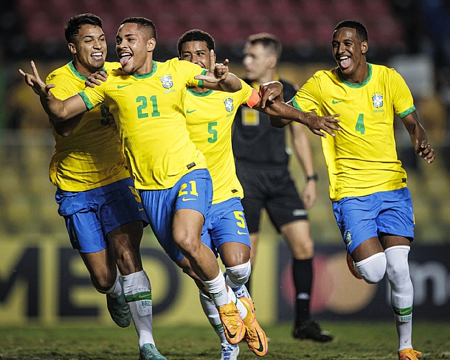 Brasil goleia Uruguai e fatura Torneio Sub-20 no Espírito Santo