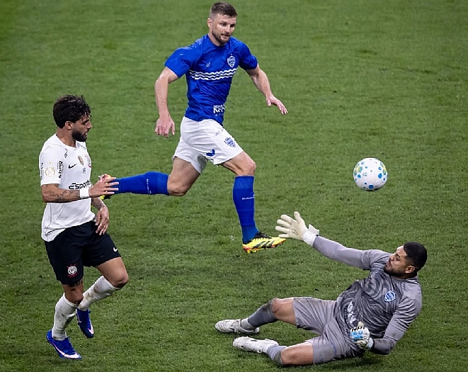 Corinthians controla o jogo e vence Barra-SC novamente