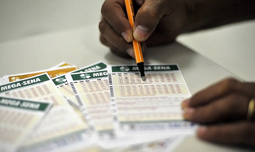 Mega-Sena acumula novamente e prêmio principal vai para R$ 100 milhões