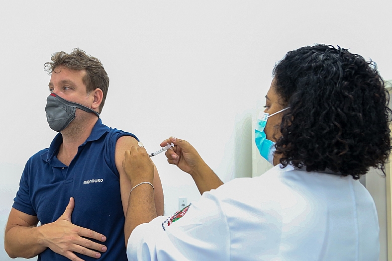 Rio Preto inicia vacinação de quarta dose para pessoas de 40 anos ou mais na segunda-feira