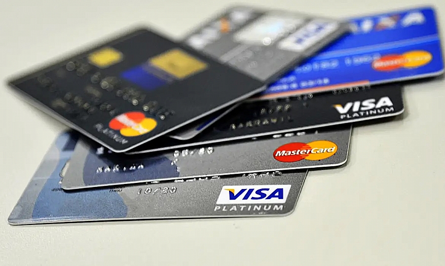 Metade dos brasileiros sofreu fraude em 2024, diz Serasa Experian