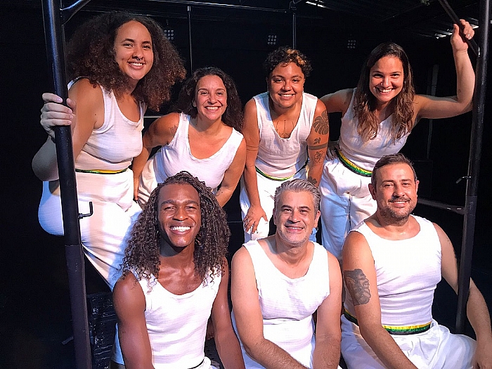 Companhia Cênica faz ensaio aberto de seu novo espetáculo de rua inspirado no Profeta Gentileza